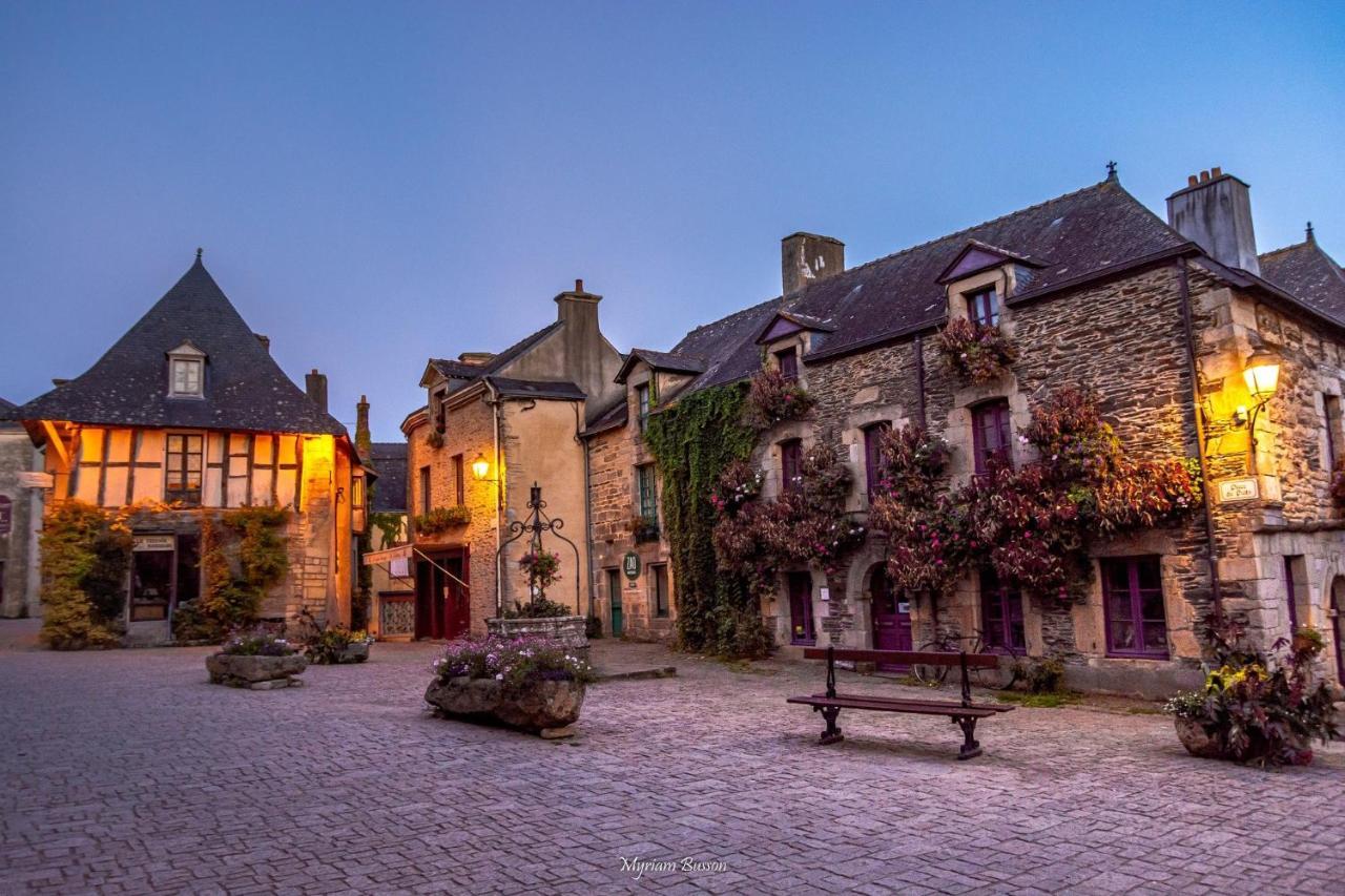 Chez Catherine Rochefort-en-Terre Bagian luar foto